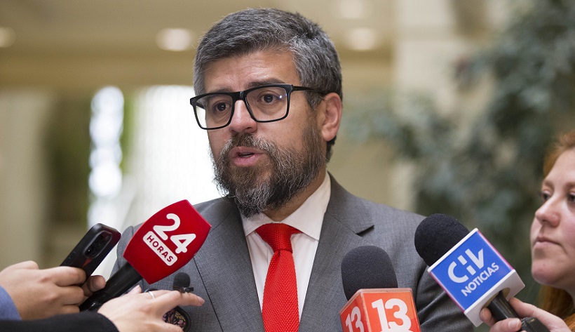 Hasta zoofilia: diputado Araya recibe impactantes denuncias de maltrato animal en Región de Antofagasta