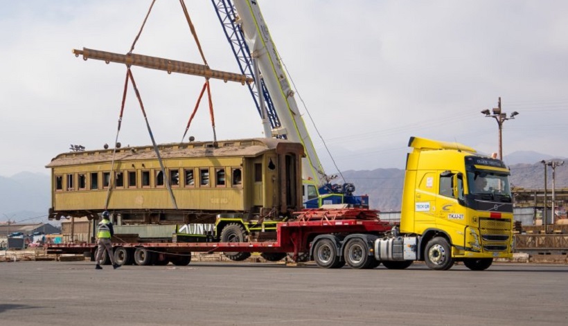 Fueron construidos en Inglaterra: Museo Ferroviario recibe cuatro centenarios coches de pasajeros del FCAB