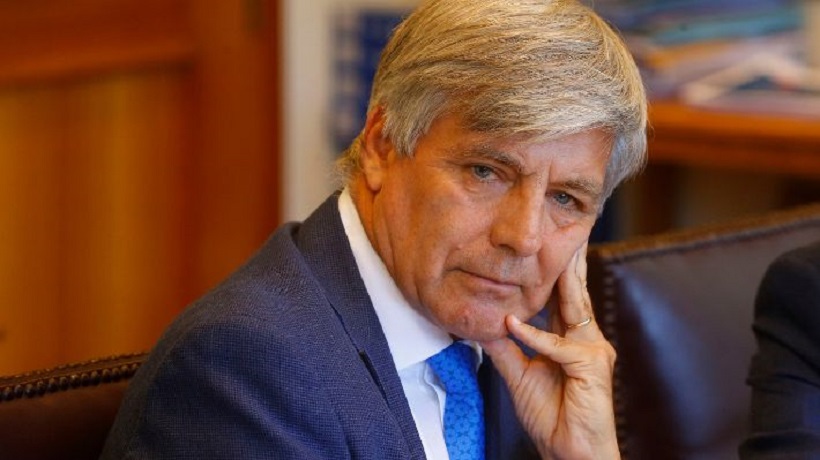 Harold Mayne-Nicholls ofuscado con el Servel por nuevo requisito a candidatos independientes