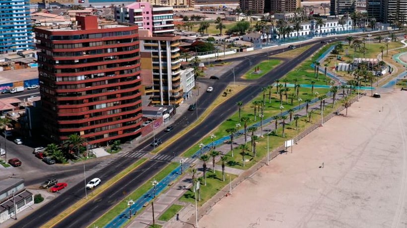 Este lunes vuelve la vía reversible en las principales avenidas de Iquique y Alto Hospicio Este lunes vuelve la vía reversible en las principales avenidas de Iquique y Alto Hospicio