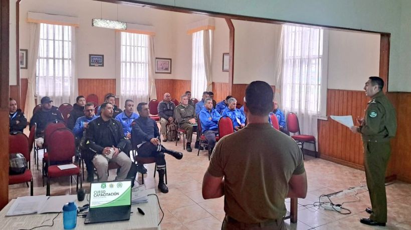 Capacitan a encargados de seguridad municipal en las comunas de Tarapacá Capacitan a encargados de seguridad municipal en las comunas de Tarapacá