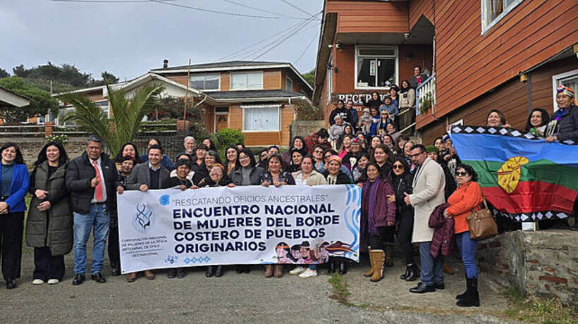 Más de 80 mujeres participaron de encuentro “Rescatando Oficios Ancestrales” en Puerto Saavedra Más de 80 mujeres participaron de encuentro “Rescatando Oficios Ancestrales” en Puerto Saavedra