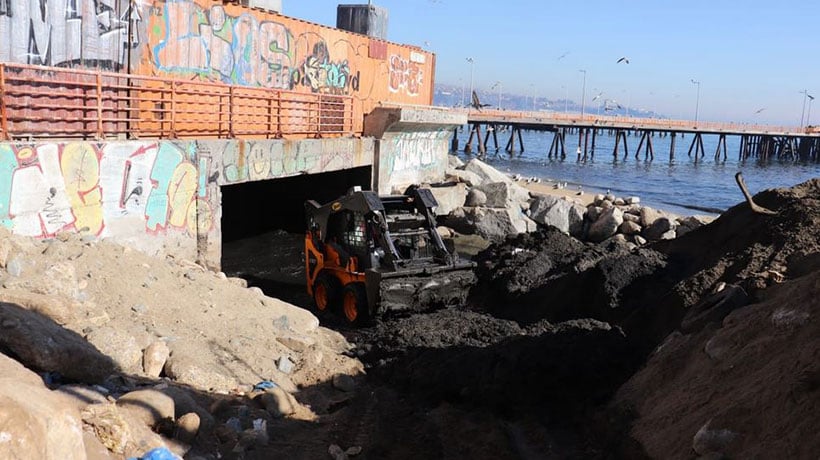 Avanzan obras de conservación de la Red Primaria de Evacuación y Drenaje de Aguas Lluvias en Valparaíso Avanzan obras de conservación de la Red Primaria de Evacuación y Drenaje de Aguas Lluvias en Valparaíso