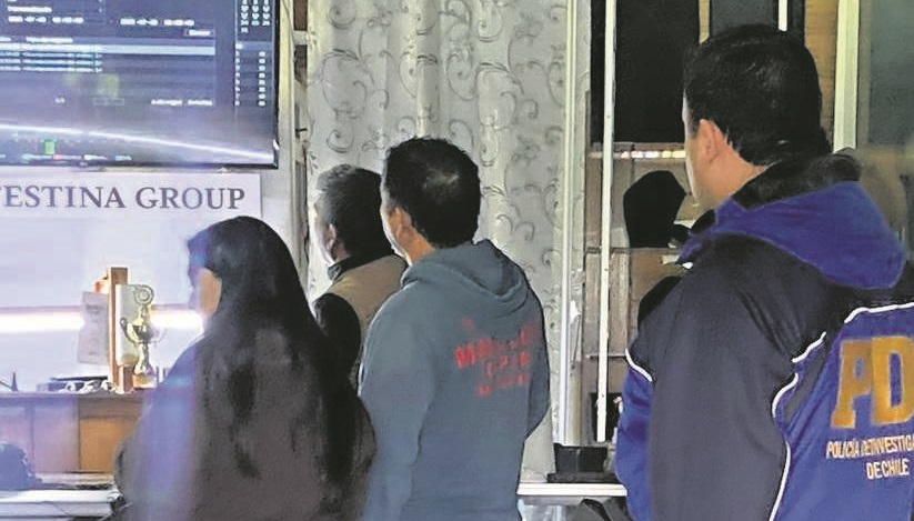 Gran robo en Copiapó: sustraen joyas avaluadas en $100 millones desde local en la calle Atacama Gran robo en Copiapó: sustraen joyas avaluadas en $100 millones desde local en la calle Atacama