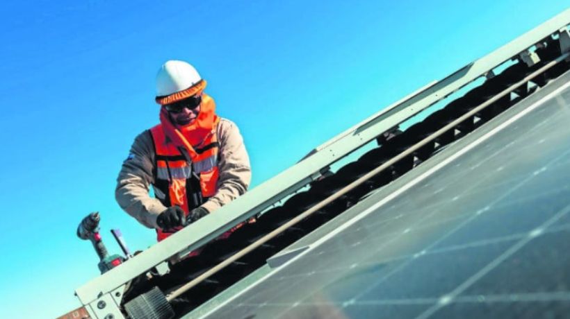 Proyectos energéticos impulsan cartera de inversiones en Antofagasta con un 33% de participación