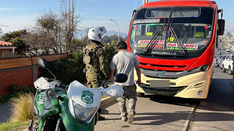 Detienen a conductor de micro mantenía orden vigente por delito contra la ley de tránsito en Concón Detienen a conductor de micro mantenía orden vigente por delito contra la ley de tránsito en Concón