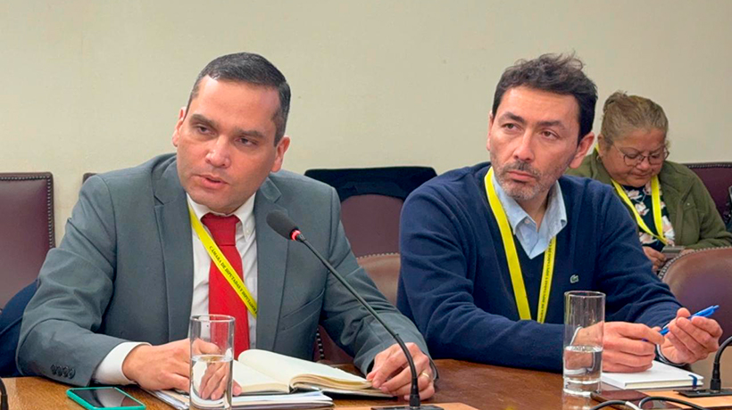 Víctimas del megaincendio cuestionan ausencia del ministro Montes en la Comisión Investigadora para la Reconstrucción Víctimas del megaincendio cuestionan ausencia del ministro Montes en la Comisión Investigadora para la Reconstrucción