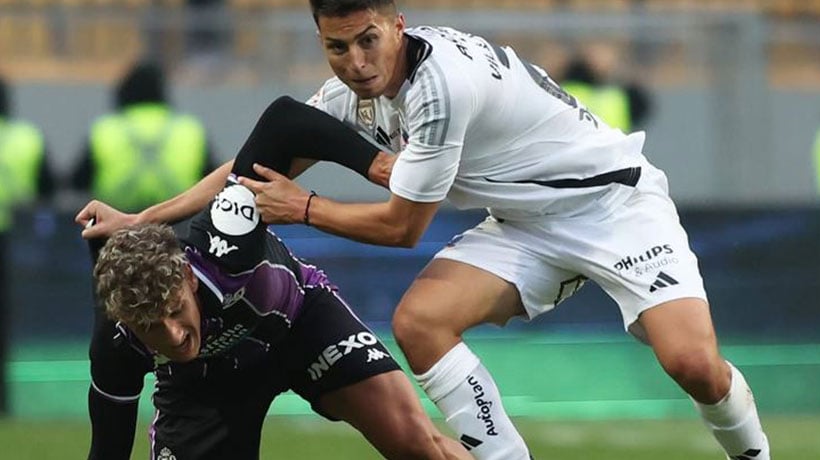 Detienen a sujetos por intentar ingresar armas blancas y bengalas a duelo de Colo Colo con Valladolid