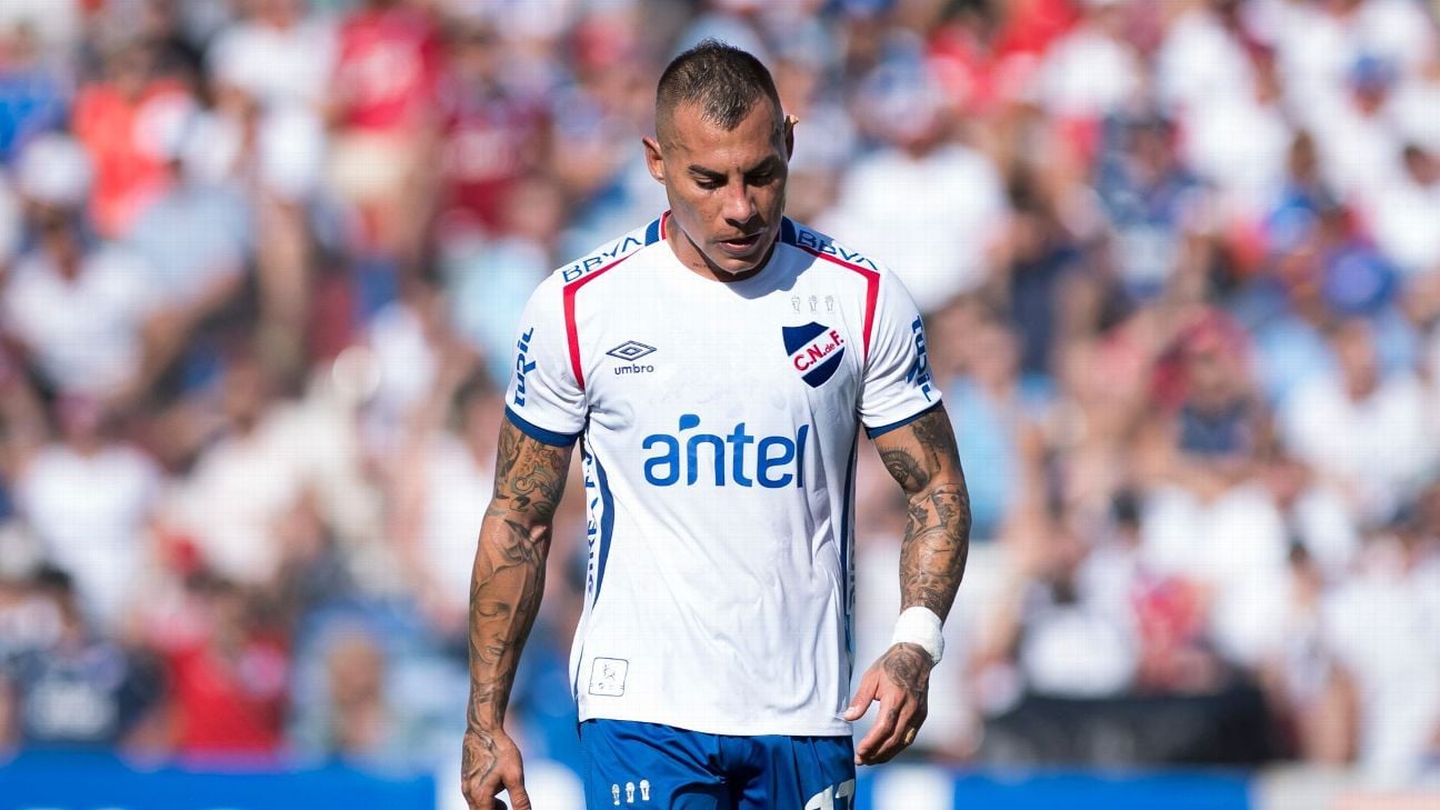 Oficial: Eduardo Vargas finalizó su vínculo con Nacional Oficial: Eduardo Vargas finalizó su vínculo con Nacional