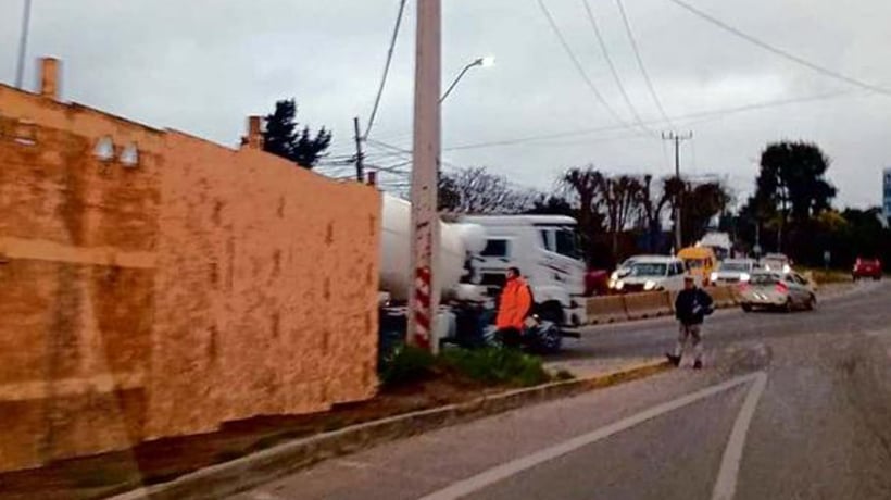 Esquina ciega en la salida de Lo Gallardo hacia Llolleo preocupa a los conductores