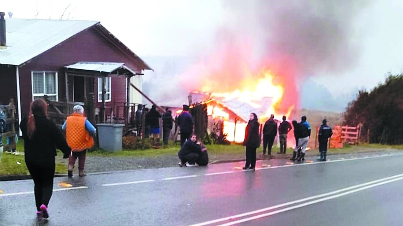 Incendio en sector rural de Ancud deja cuatro damnificados