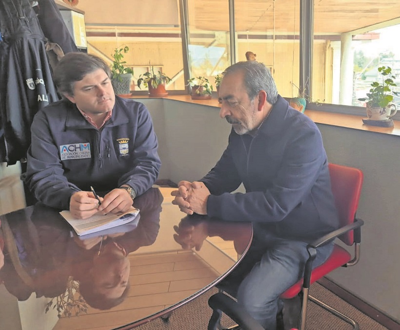 Desde Los Ríos: Presidente de la ACHM pide más recursos y normativas para abordar inseguridad Desde Los Ríos: Presidente de la ACHM pide más recursos y normativas para abordar inseguridad
