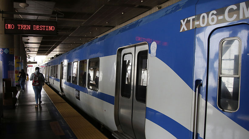 EFE Valparaíso pidió no consumir alcohol en sus trenes y lo trolearon por la frecuencia EFE Valparaíso pidió no consumir alcohol en sus trenes y lo trolearon por la frecuencia