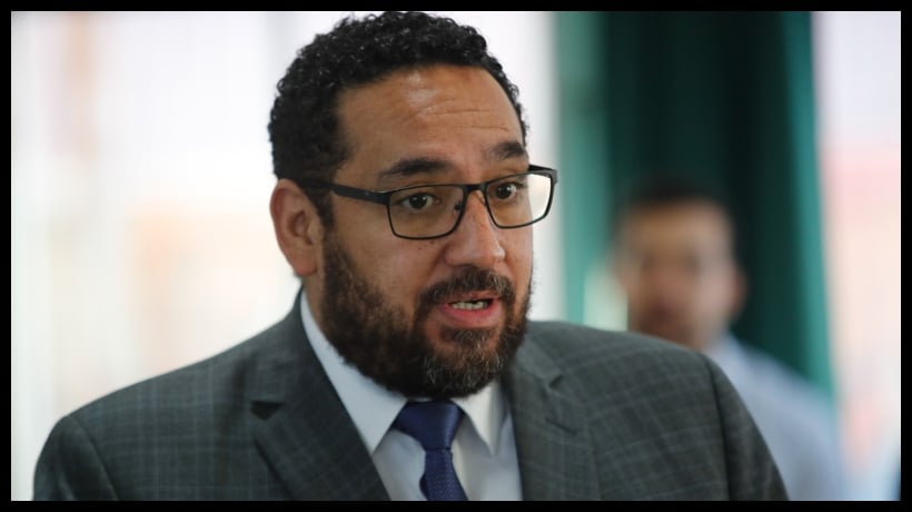 Ministro Cataldo y tomas de recintos educacionales en Santiago: "Espero que no se instale un rito" Ministro Cataldo y tomas de recintos educacionales en Santiago: "Espero que no se instale un rito"