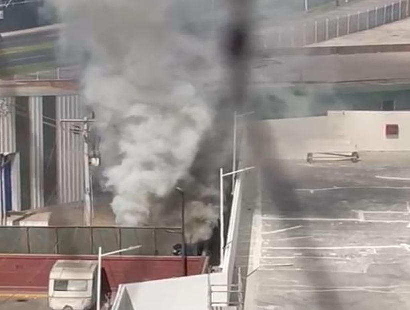 [VIDEO] Fuego en generador industrial movilizó a Bomberos a Península de Cavancha