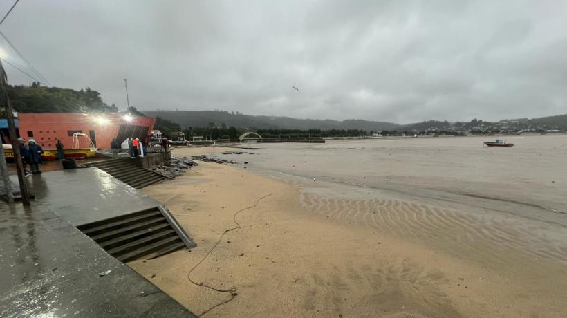 [VIDEO] Reportan que el mar comenzó a recogerse en Dichato