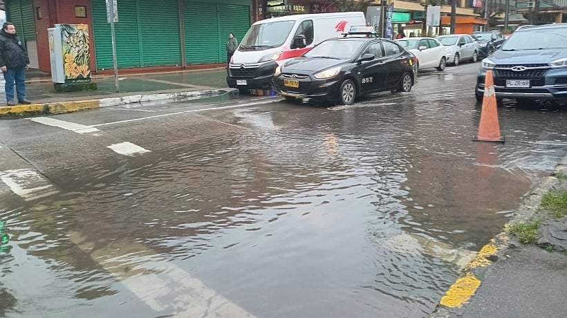 Dos personas fueron evacuadas por el temporal en Puerto Montt y habilitaron tres albergues Dos personas fueron evacuadas por el temporal en Puerto Montt y habilitaron tres albergues
