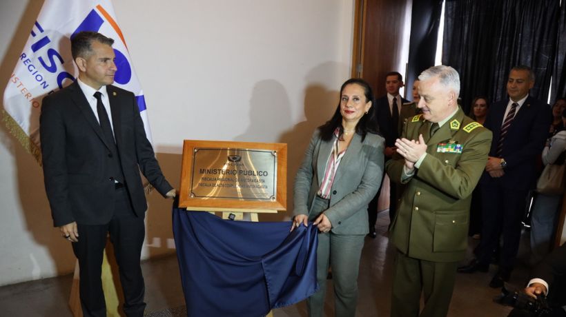 Carabineros y Fiscalía de Antofagasta crean unidades especializadas para combatir corrupción y crimen organizado en la macrozona norte Carabineros y Fiscalía de Antofagasta crean unidades especializadas para combatir corrupción y crimen organizado en la macrozona norte