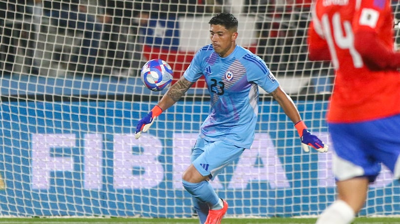 Nuevo destino: El iquiqueño Brayan Cortés abandonó Colo-Colo y fue presentado en Peñarol de Uruguay Nuevo destino: El iquiqueño Brayan Cortés abandonó Colo-Colo y fue presentado en Peñarol de Uruguay