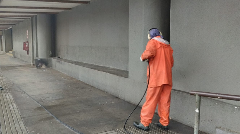 Continúan desarrollándose hidrolavados en las inmediaciones del terminal de buses de Puerto Montt