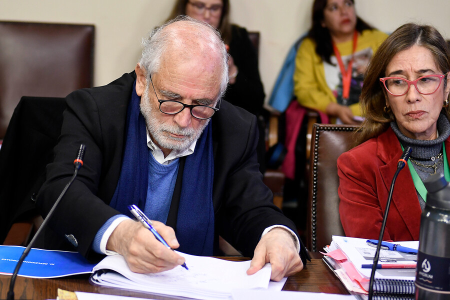 Montes y dichos de arquitecto sobre intervención del narco en reconstrucción por incendio en Valparaíso: &quot;Nunca he oído eso&quot;