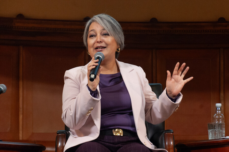 Jara y debate por el Estallido Social: "Yo no me voy a hacer cargo de autocríticas que a mí no me corresponde hacer" Jara y debate por el Estallido Social: "Yo no me voy a hacer cargo de autocríticas que a mí no me corresponde hacer"