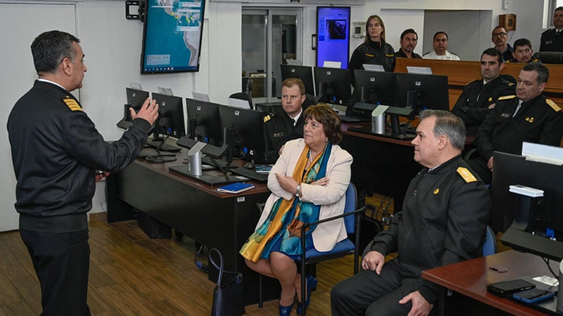 Ministra Delpiano destacó el Sistema Nacional de Alarma de Maremotos del SHOA: “Nos pone a la vanguardia” Ministra Delpiano destacó el Sistema Nacional de Alarma de Maremotos del SHOA: “Nos pone a la vanguardia”