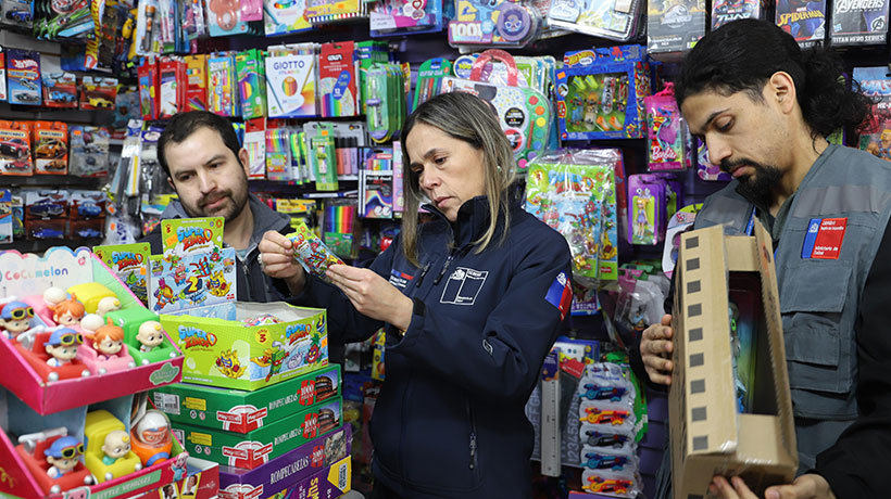“Invitamos a tomar todos los resguardos”: entregan recomendaciones para compras previas al Día de la Niñez