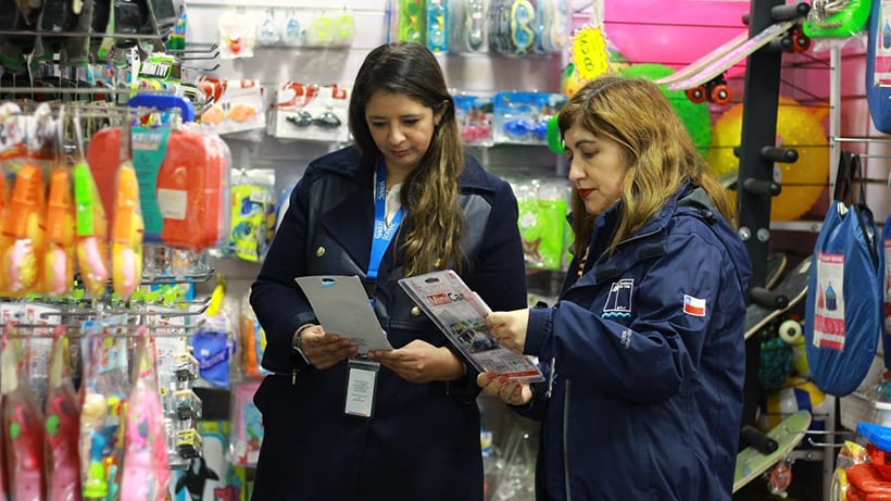 Fiscalizan productos infantiles en Los Lagos por Celebración del Día del Niño Fiscalizan productos infantiles en Los Lagos por Celebración del Día del Niño