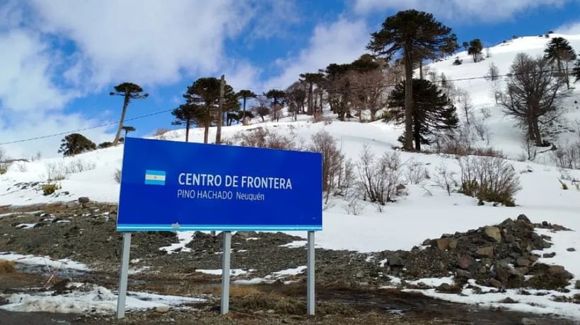 Se mantiene cerrado el paso fronterizo Pino Hachado de manera indefinida Se mantiene cerrado el paso fronterizo Pino Hachado de manera indefinida