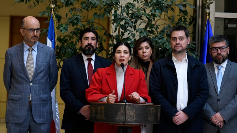 Diputados oficialistas denunciarán ante Fiscalía al Partido Republicano por &quot;redes de desinformación&quot;