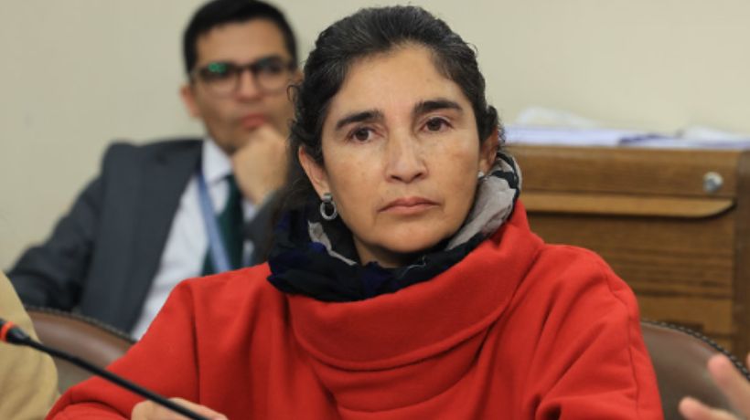 Diputada Ahumada pide resguardo para sector Roca Roja en Antofagasta: es usado para trekking y ciclismo Diputada Ahumada pide resguardo para sector Roca Roja en Antofagasta: es usado para trekking y ciclismo