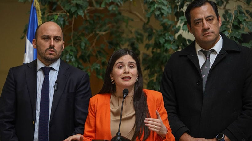 Solicitan que Boric autorice compra de bienes destruidos al valor comercial anterior al megaincendio Solicitan que Boric autorice compra de bienes destruidos al valor comercial anterior al megaincendio