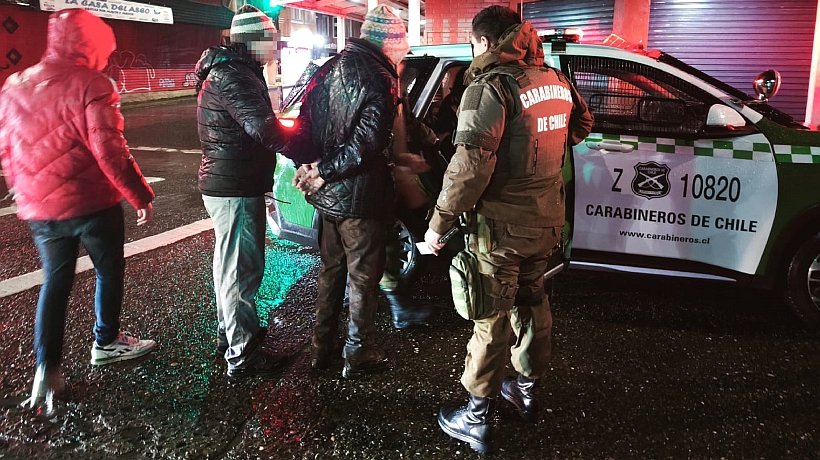 Hampones con más de 30 detenciones quedaron presos por atracos en Ancud Hampones con más de 30 detenciones quedaron presos por atracos en Ancud