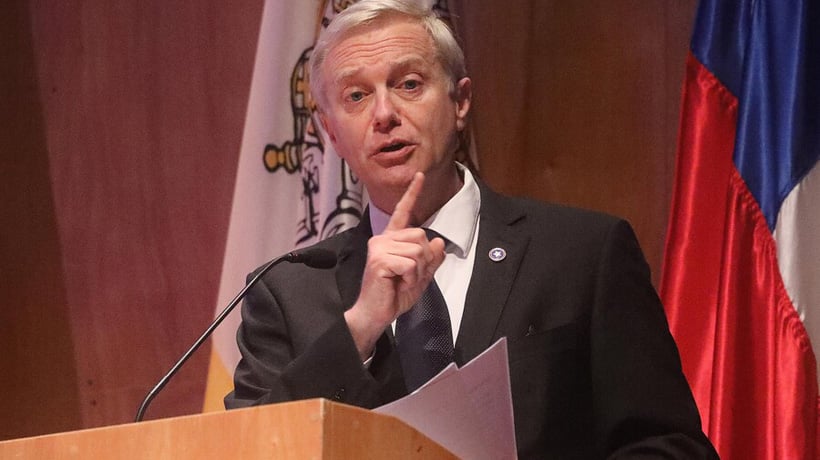 Kast emplaza a Jara por nacionalización del cobre: "En su programa estaba eso" Kast emplaza a Jara por nacionalización del cobre: "En su programa estaba eso"