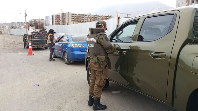 Antofagasta: Fiscalización vehicular dejó 12 conductores sancionados en sector La Chimba