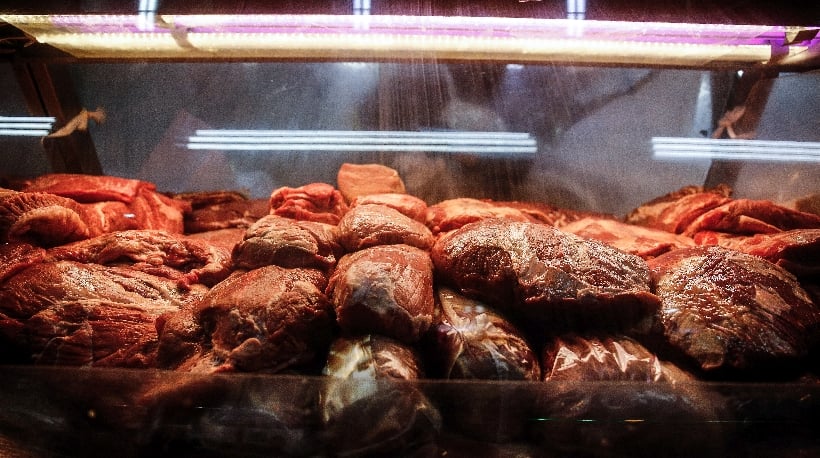 Chile suspende importación de carne del sur de Argentina tras reforma sanitaria de Milei