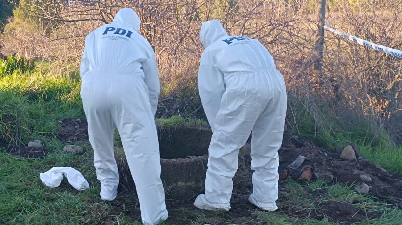 Hoy formalizan a hombre acusado de asesinar a un adulto mayor desaparecido en Hualpén: el cuerpo fue encontrado enterrado en Quillón Hoy formalizan a hombre acusado de asesinar a un adulto mayor desaparecido en Hualpén: el cuerpo fue encontrado enterrado en Quillón