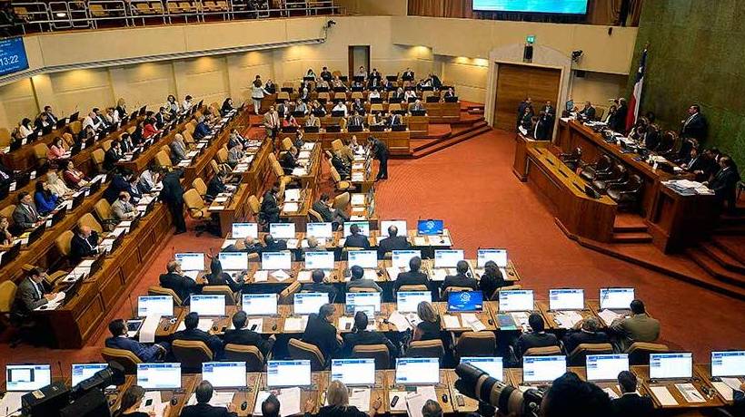 Diputados piden a Contraloría pronunciarse por negativa del Serviu a desalojar terreno de empresario asesinado Diputados piden a Contraloría pronunciarse por negativa del Serviu a desalojar terreno de empresario asesinado