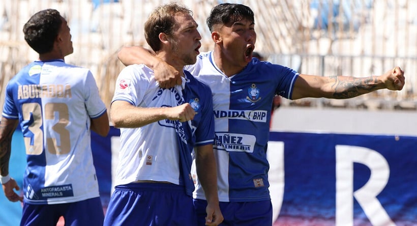 Deportes Antofagasta goleó 3-0 a Cobreloa en el Clásico Regional y sigue con opciones para zona de liguilla