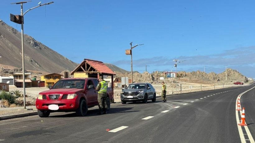 Detienen a 64 personas y realizan más de mil controles durante el fin de semana en Tarapacá Detienen a 64 personas y realizan más de mil controles durante el fin de semana en Tarapacá