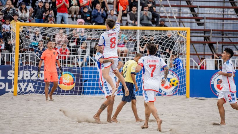 Reabren la arena Parque Croacia con jornada deportiva gratuita en Antofagasta