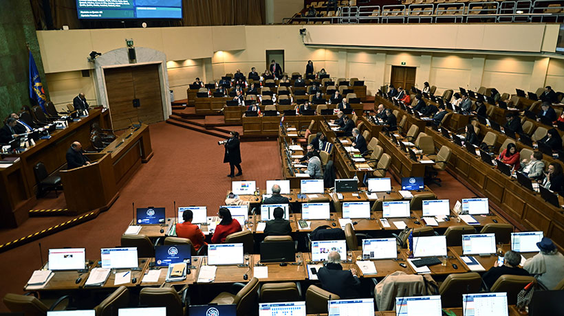 Cámara aprueba proyecto que busca proteger a dirigentes sociales: se despachó al Senado Cámara aprueba proyecto que busca proteger a dirigentes sociales: se despachó al Senado