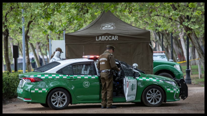 Hallan cadáver en el río Mapocho: Fallecido estaba en las inmediaciones del Parque La Familia Hallan cadáver en el río Mapocho: Fallecido estaba en las inmediaciones del Parque La Familia