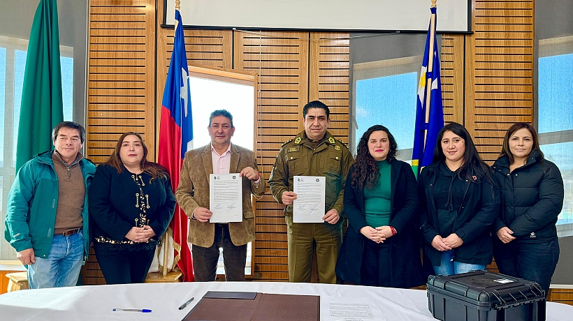 Carabineros de Fresia recibió un moderno radar de control de velocidad Carabineros de Fresia recibió un moderno radar de control de velocidad
