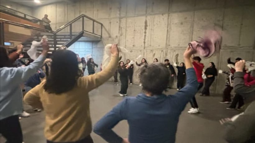 Taller de cueca chilota y central en Freire