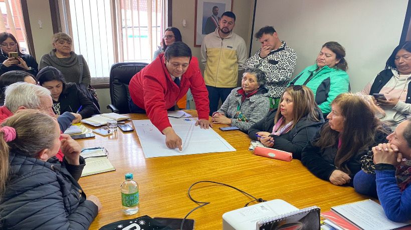 Calbuco impulsa iniciativa para ordenar y formalizar el comercio informal en la comuna Calbuco impulsa iniciativa para ordenar y formalizar el comercio informal en la comuna