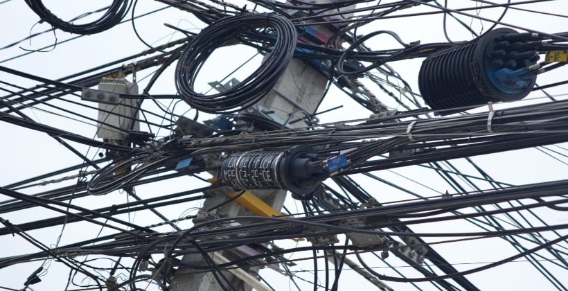 Limache comenzará a retirar cables en desuso en la comuna