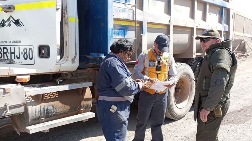 Antofagasta: Un detenido por orden vigente y 13 citaciones por infracciones de tránsito marcan operativo en La Chimba