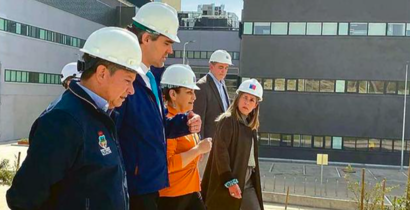 Crece pugna entre Estay y Cueto por accesos y seguridad de nuevo hospital Crece pugna entre Estay y Cueto por accesos y seguridad de nuevo hospital